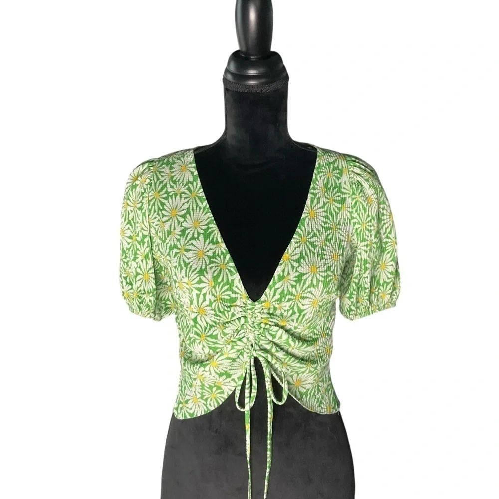 Zara Green and White Daisy Puff Sleeve Crop Blouse